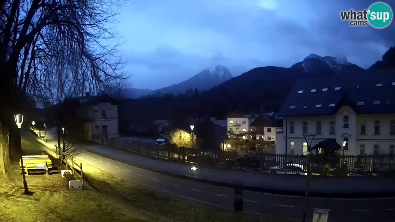 Tarvisio Live webcam – pista ciclabile e il gruppo del Mangart