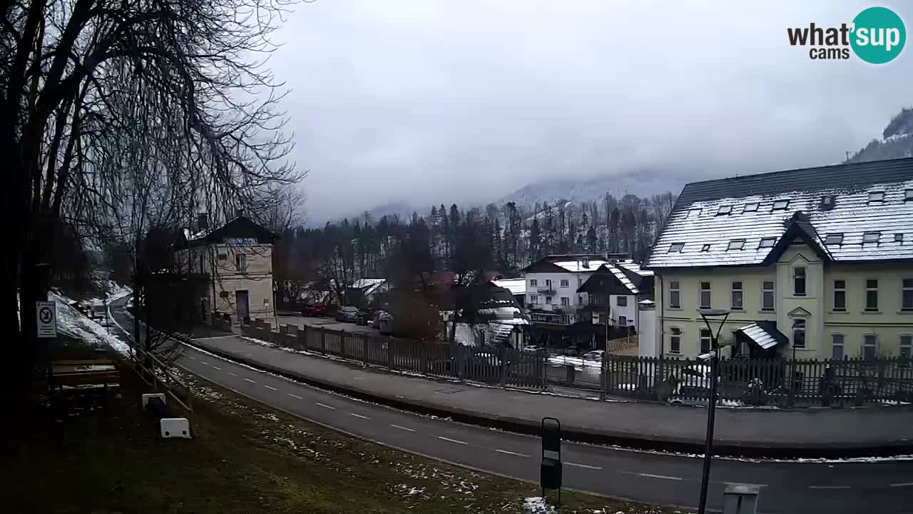 Tarvisio webcam – Bicycle lane and Mangart mountain