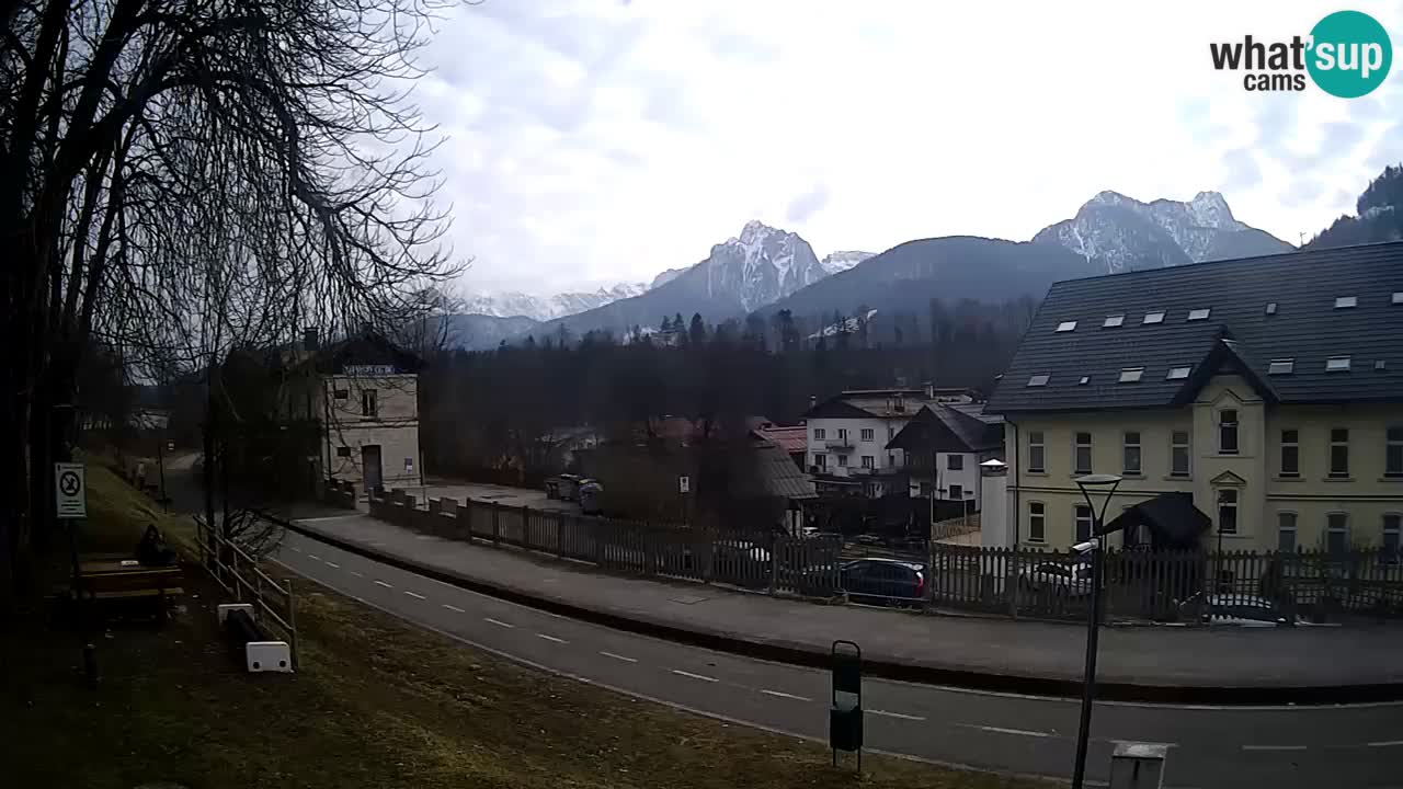 Tarvisio webcam – Bicycle lane and Mangart mountain