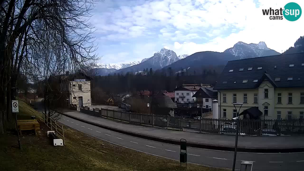 Tarvisio webcam – Bicycle lane and Mangart mountain