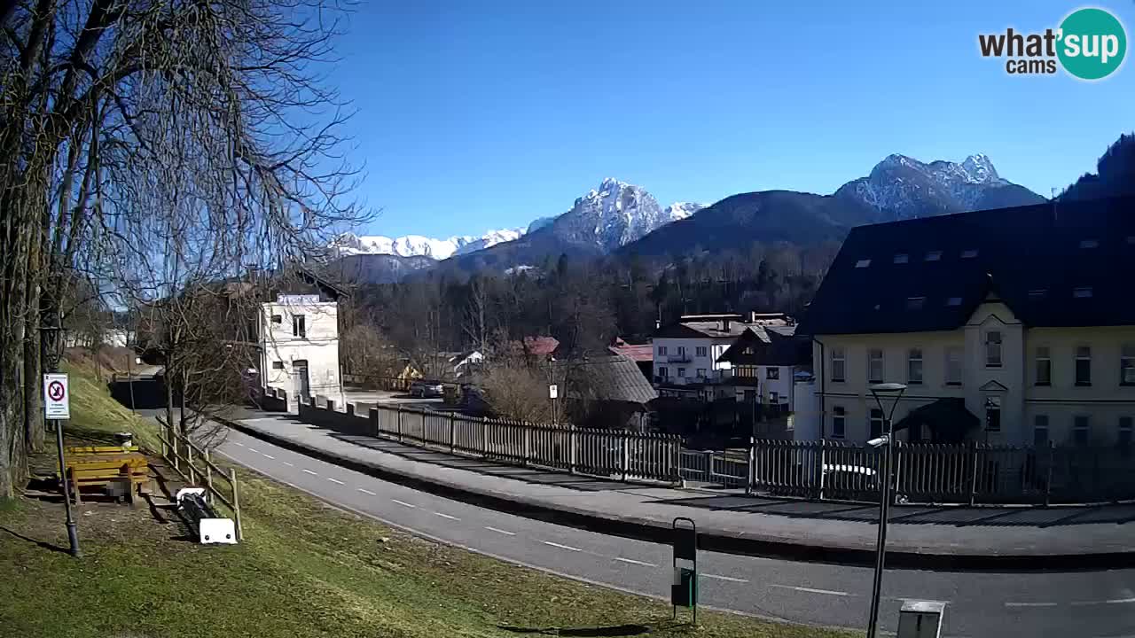 Tarvisio webcam – Bicycle lane and Mangart mountain