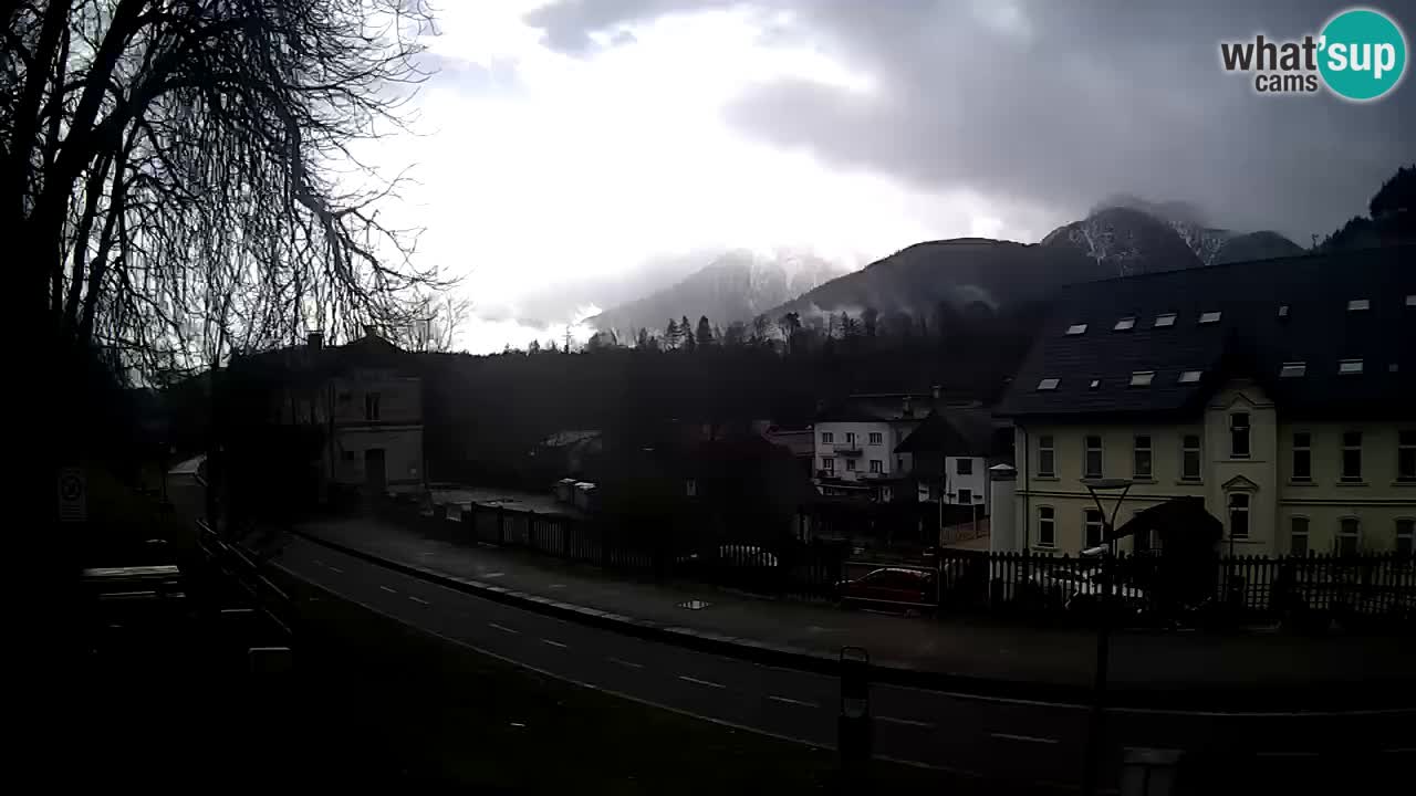 Tarvisio webcam – Bicycle lane and Mangart mountain