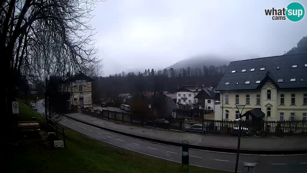 Tarvisio webcam – Bicycle lane and Mangart mountain