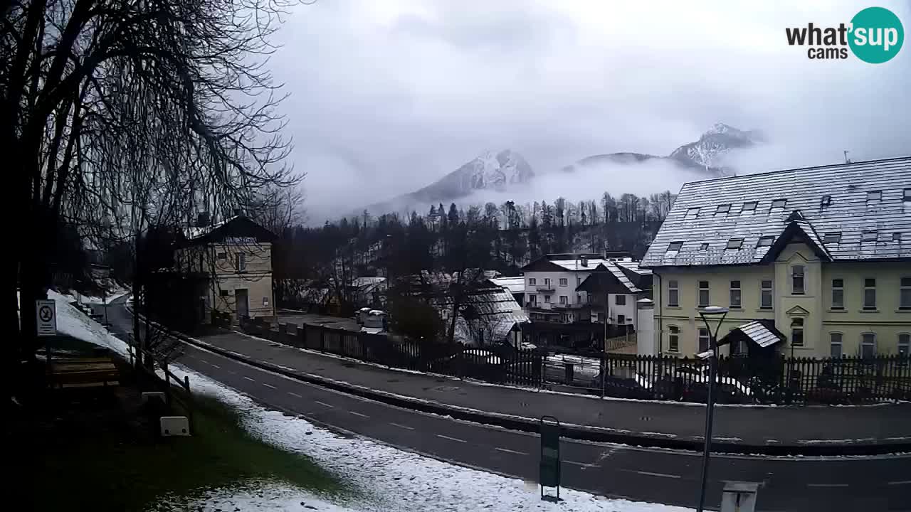 Tarvisio webcam – Bicycle lane and Mangart mountain