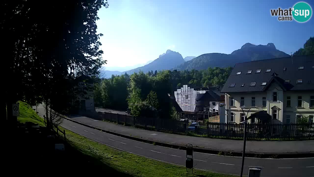 Tarvisio webcam – Bicycle lane and Mangart mountain