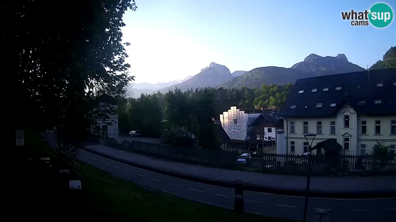 Tarvisio Live webcam – pista ciclabile e il gruppo del Mangart