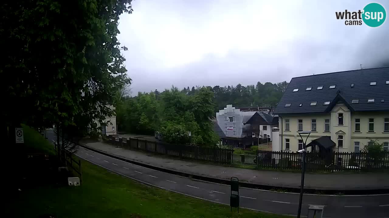Tarvisio Live webcam – pista ciclabile e il gruppo del Mangart