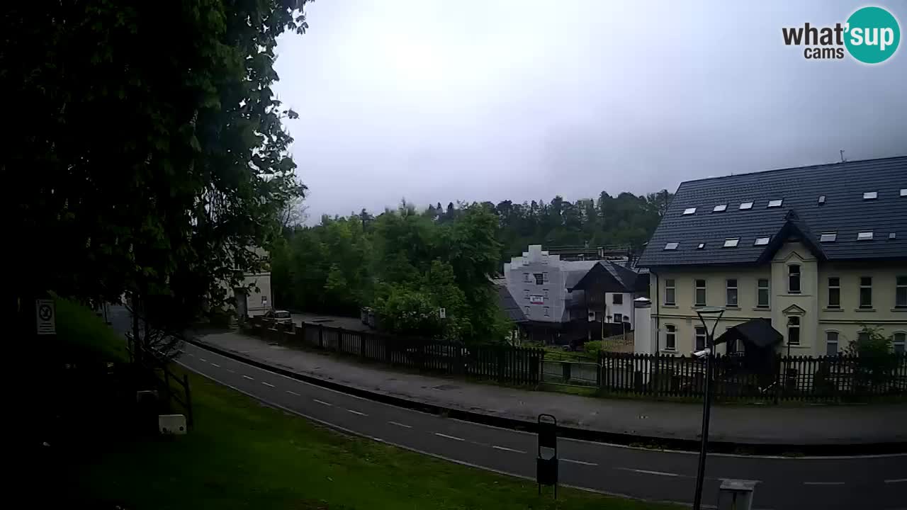 Tarvisio webcam – Bicycle lane and Mangart mountain