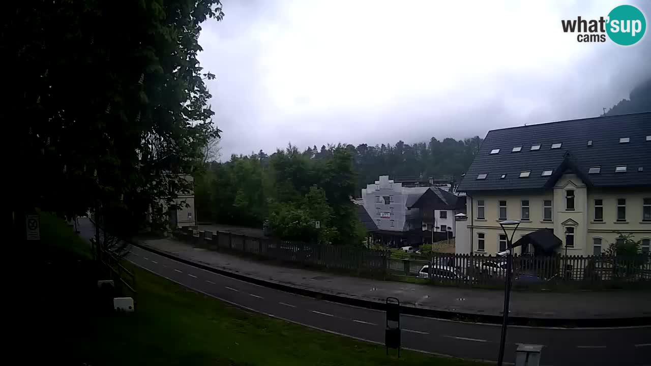 Tarvisio webcam – Bicycle lane and Mangart mountain