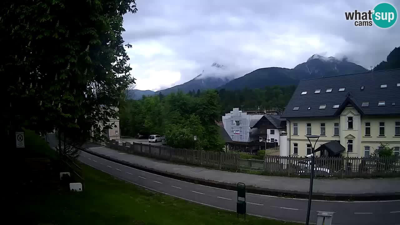 Tarvisio webcam – Bicycle lane and Mangart mountain