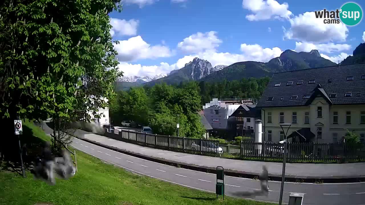 Tarvisio webcam – Bicycle lane and Mangart mountain