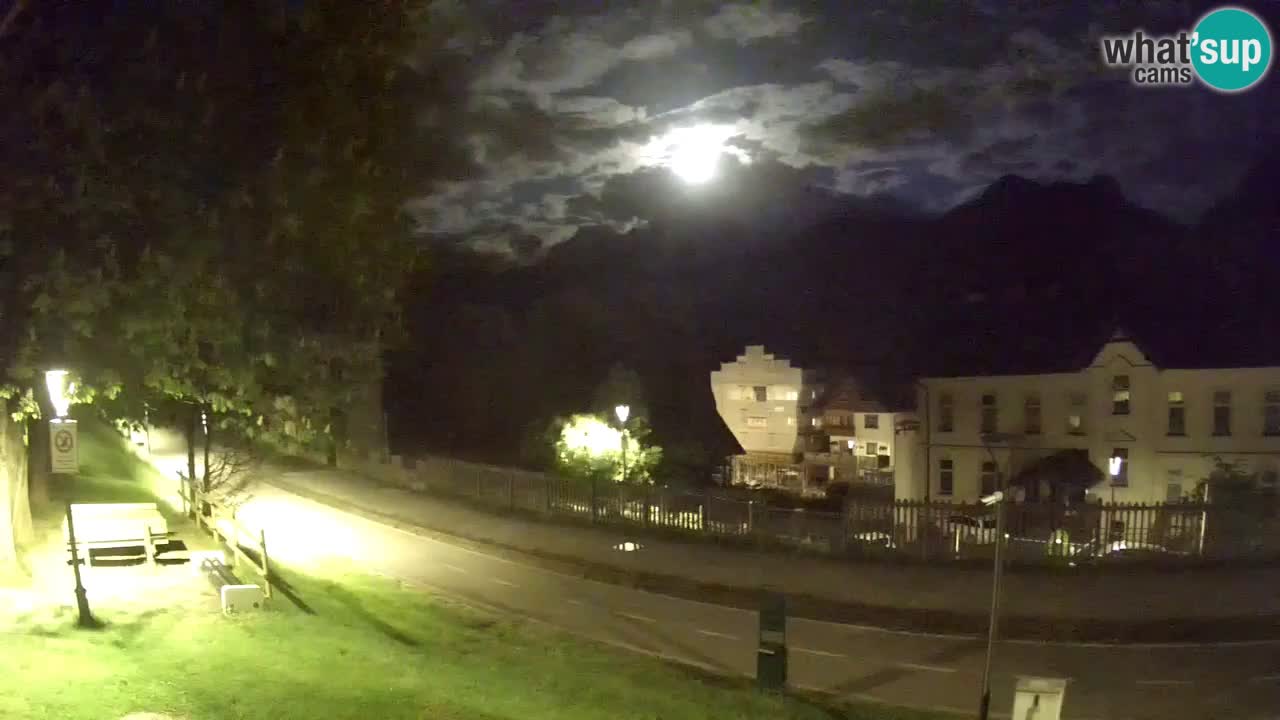 Tarvis webcam – Radweg und Mangart
