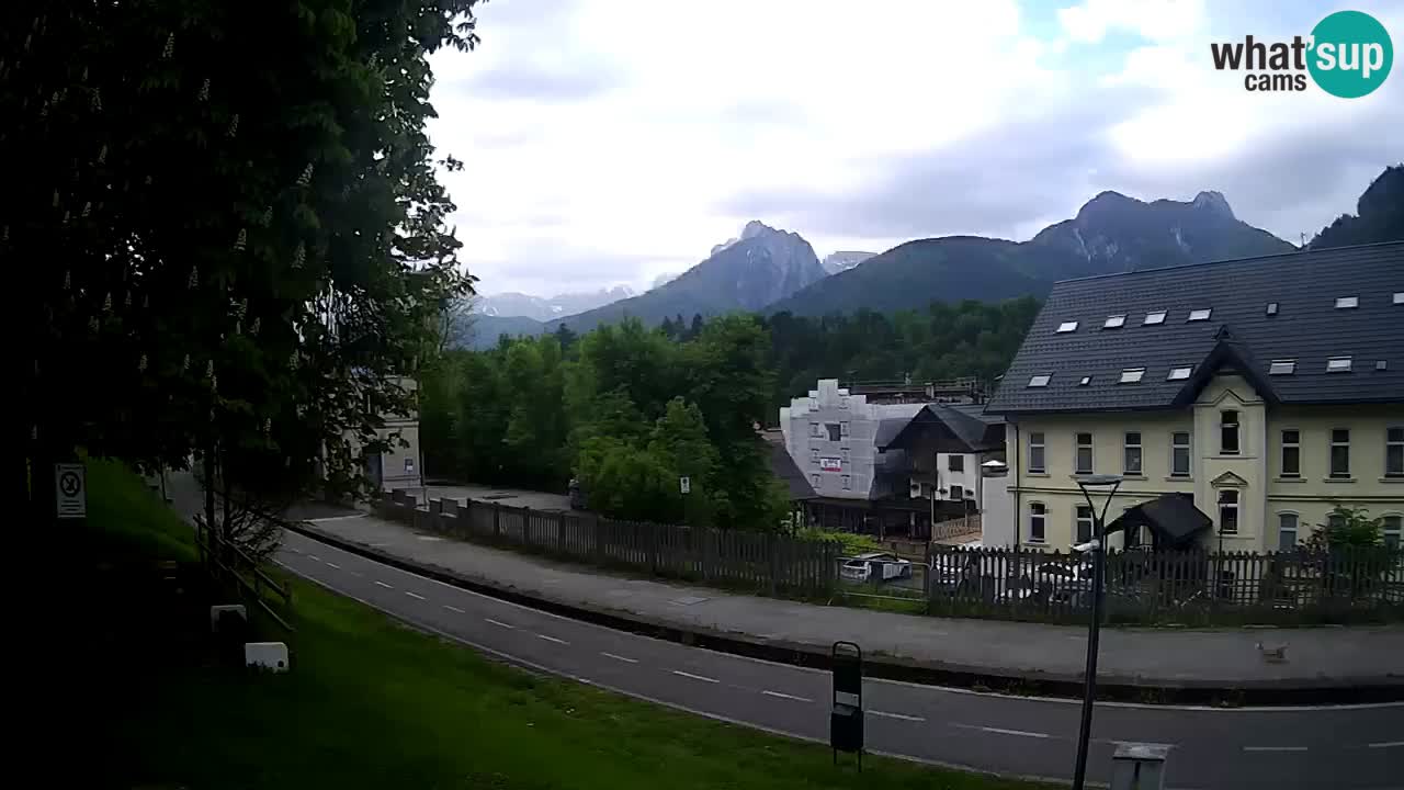 Tarvisio webcam – Bicycle lane and Mangart mountain