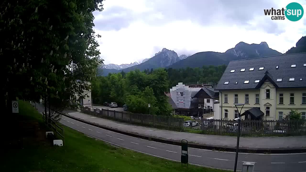Tarvisio Live webcam – pista ciclabile e il gruppo del Mangart