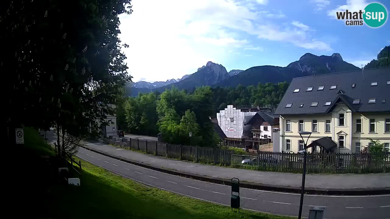 Tarvisio Live webcam – pista ciclabile e il gruppo del Mangart