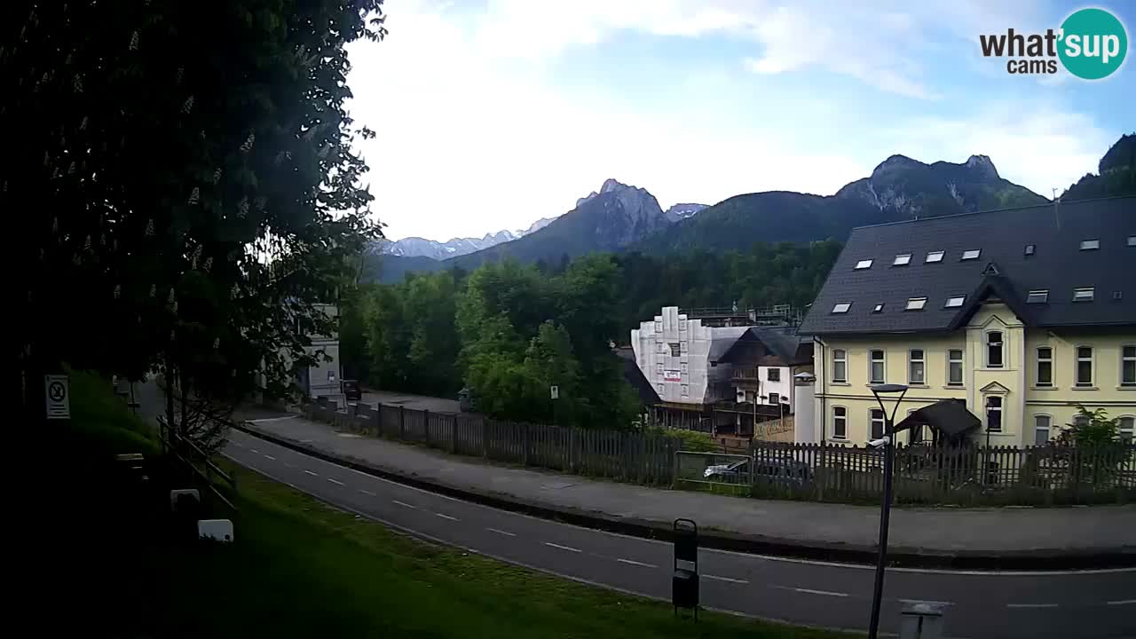Tarvisio webcam – Bicycle lane and Mangart mountain