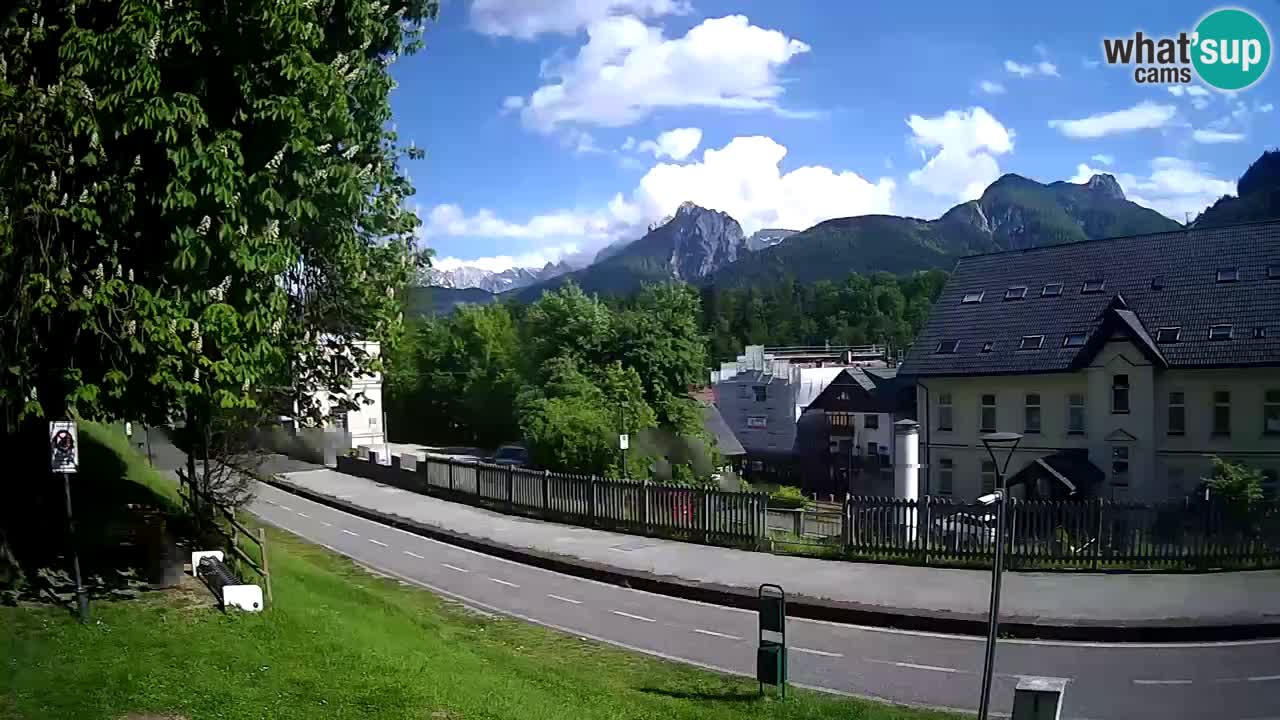 Tarvisio webcam – Bicycle lane and Mangart mountain