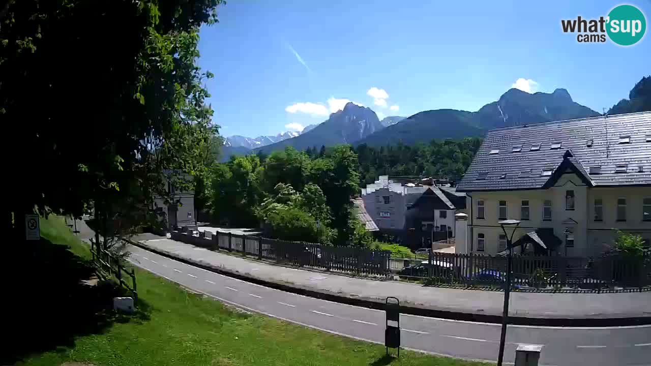 Tarvisio Live webcam – pista ciclabile e il gruppo del Mangart