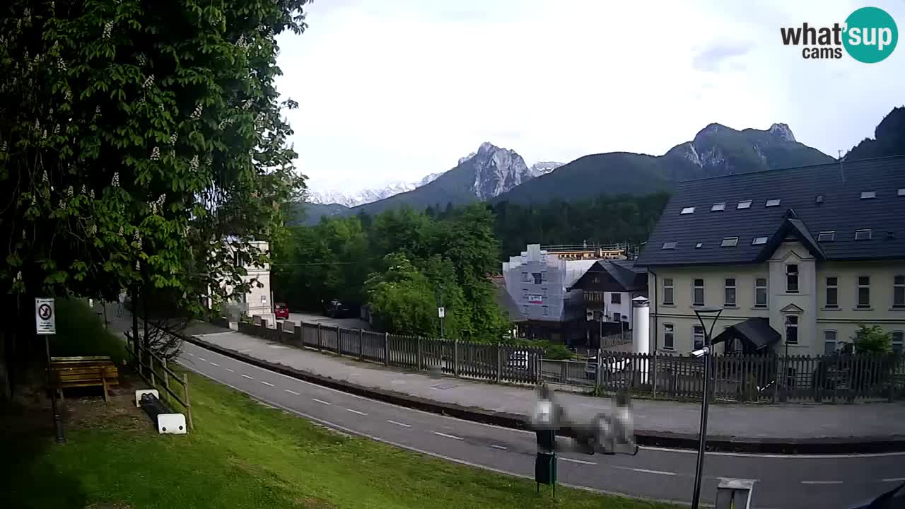 Tarvisio Live webcam – pista ciclabile e il gruppo del Mangart