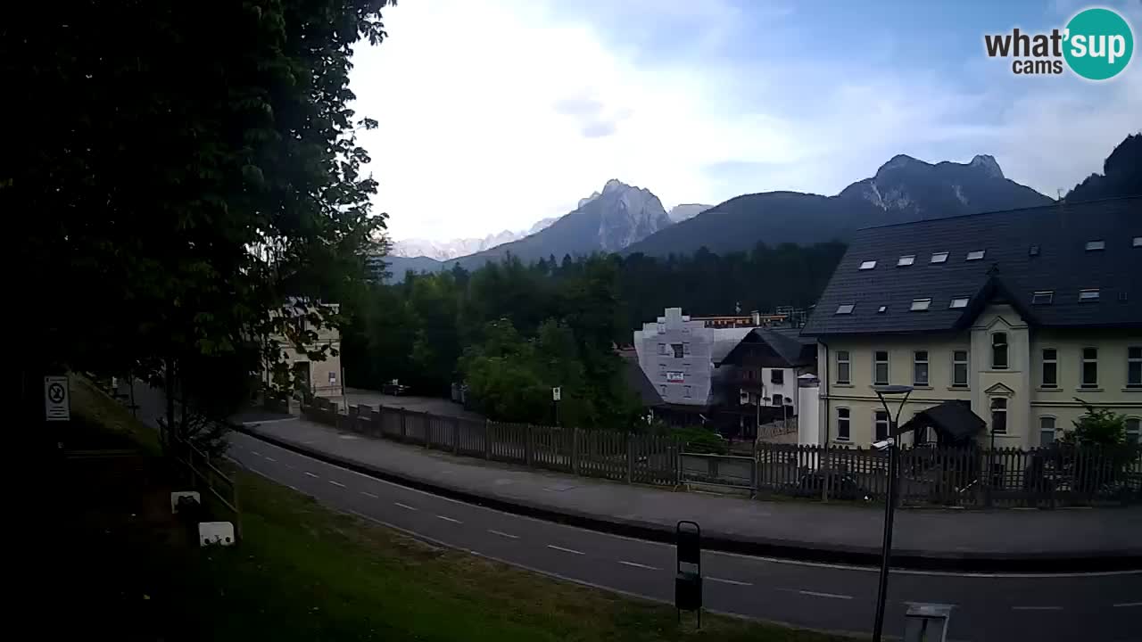 Tarvisio webcam – Bicycle lane and Mangart mountain
