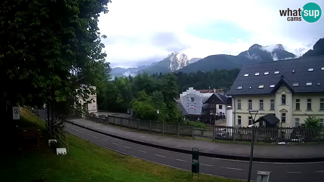 Tarvisio webcam – Bicycle lane and Mangart mountain