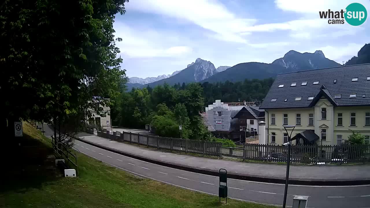 Tarvisio webcam – Bicycle lane and Mangart mountain