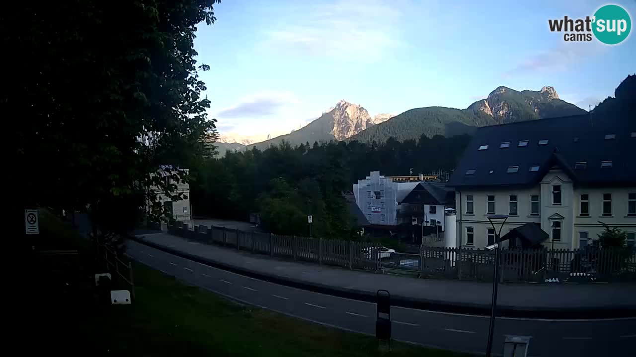 Tarvisio Live webcam – pista ciclabile e il gruppo del Mangart