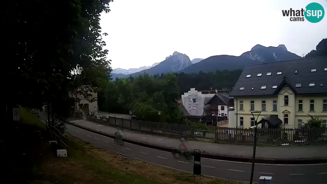 Tarvis webcam – Radweg und Mangart