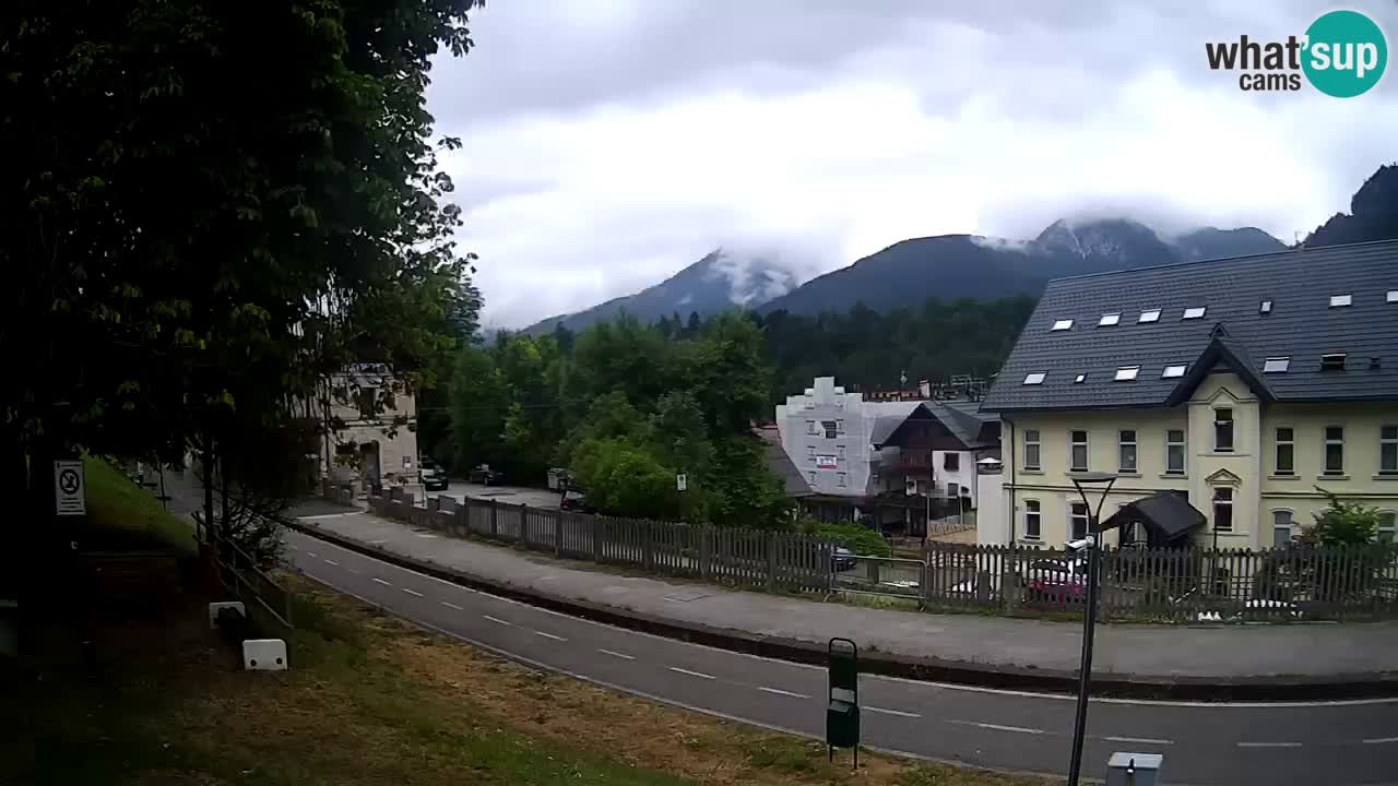 Tarvisio Live webcam – pista ciclabile e il gruppo del Mangart