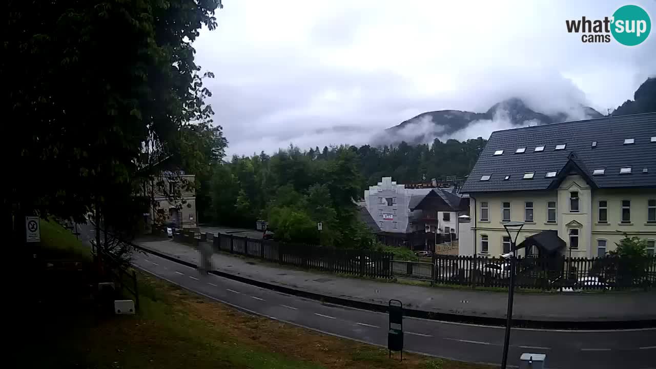 Tarvisio Live webcam – pista ciclabile e il gruppo del Mangart