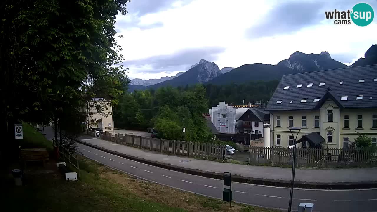 Tarvisio webcam – Bicycle lane and Mangart mountain