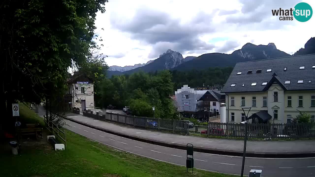 Tarvisio webcam – Bicycle lane and Mangart mountain