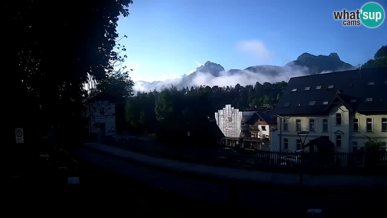 Tarvisio Live webcam – pista ciclabile e il gruppo del Mangart