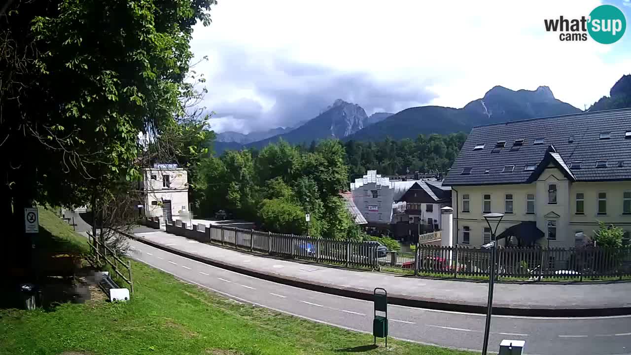 Tarvisio webcam – Bicycle lane and Mangart mountain