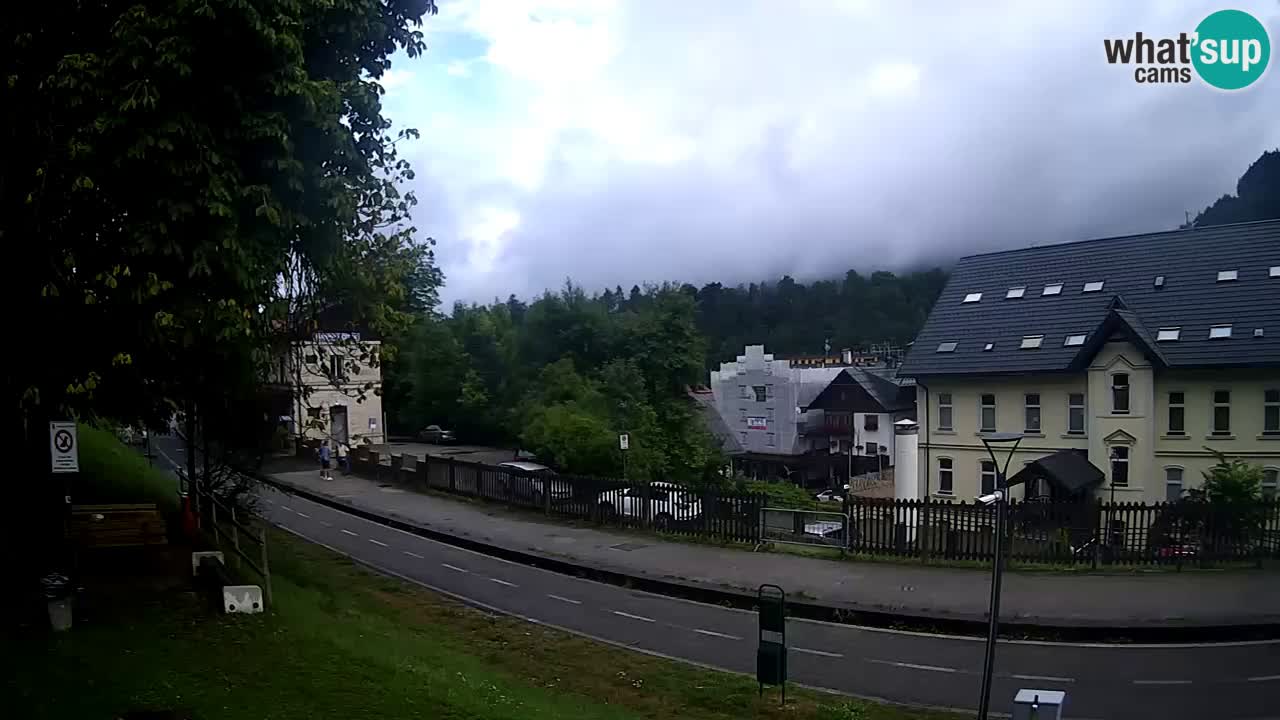 Tarvisio webcam – Bicycle lane and Mangart mountain
