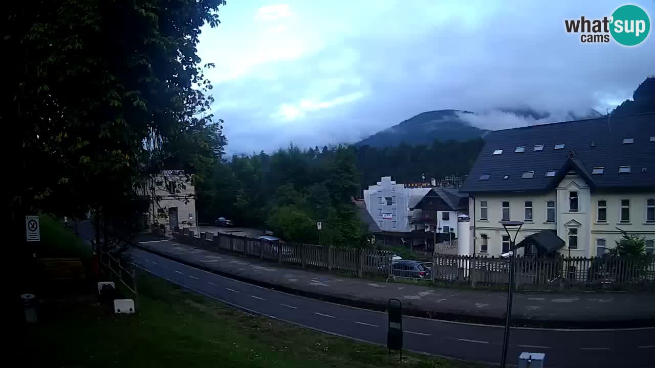 Tarvisio Live webcam – pista ciclabile e il gruppo del Mangart