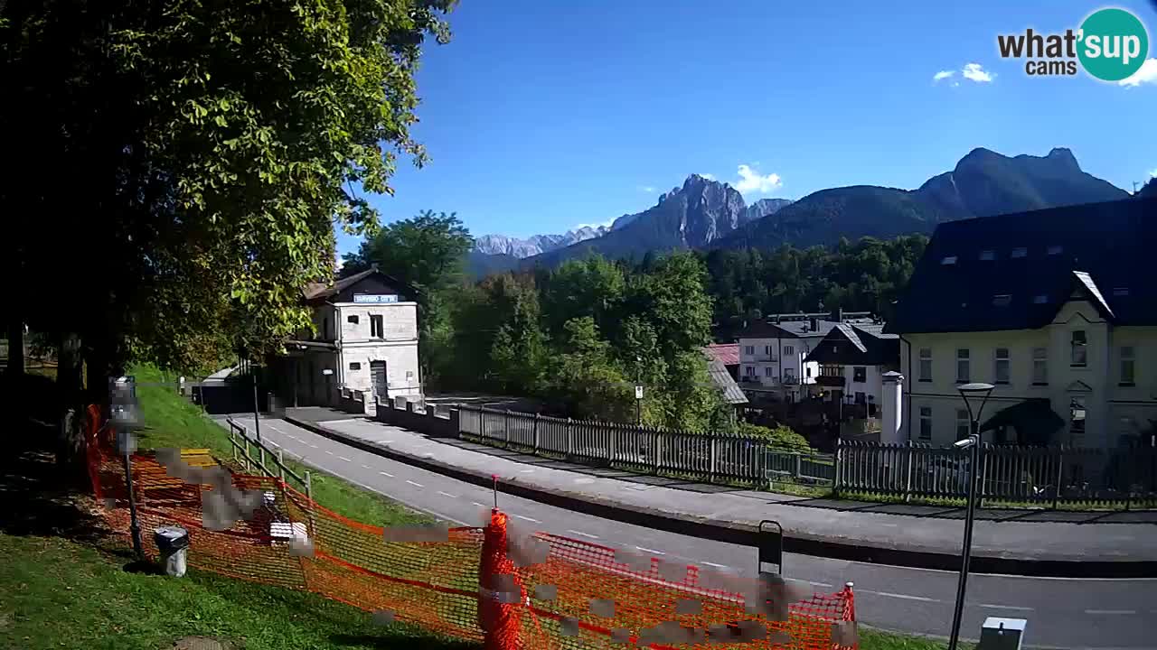 Trbiž kamera v živo – kolesarska pot in Mangart v ozadju