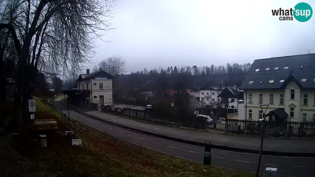 Trbiž kamera v živo – kolesarska pot in Mangart v ozadju