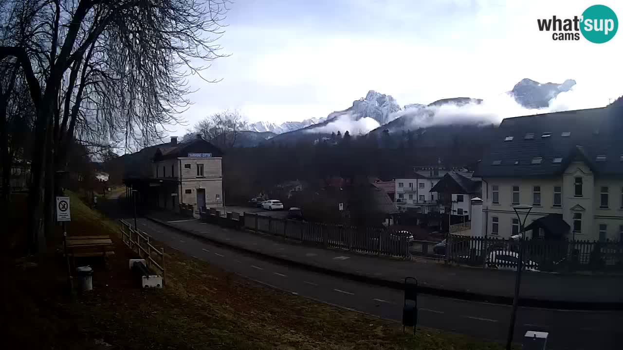 Trbiž kamera v živo – kolesarska pot in Mangart v ozadju