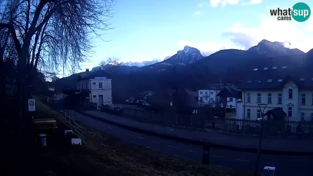 Tarvisio Live webcam – pista ciclabile e il gruppo del Mangart