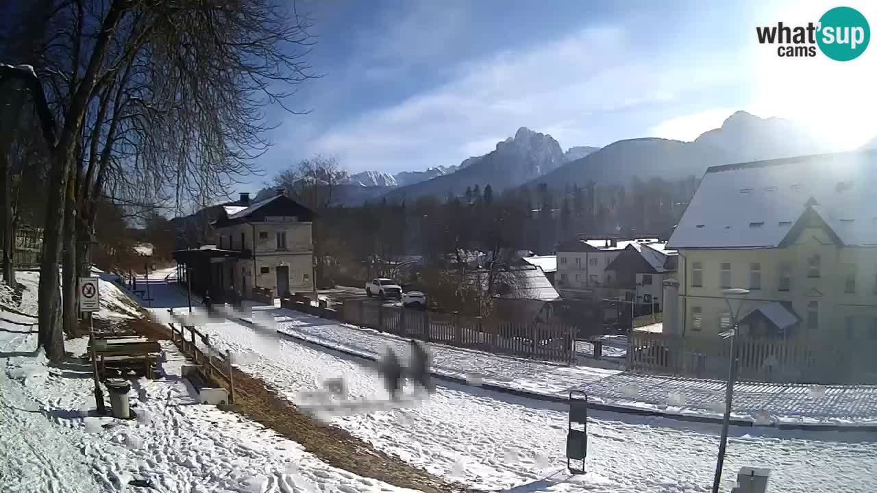 Trbiž kamera v živo – kolesarska pot in Mangart v ozadju