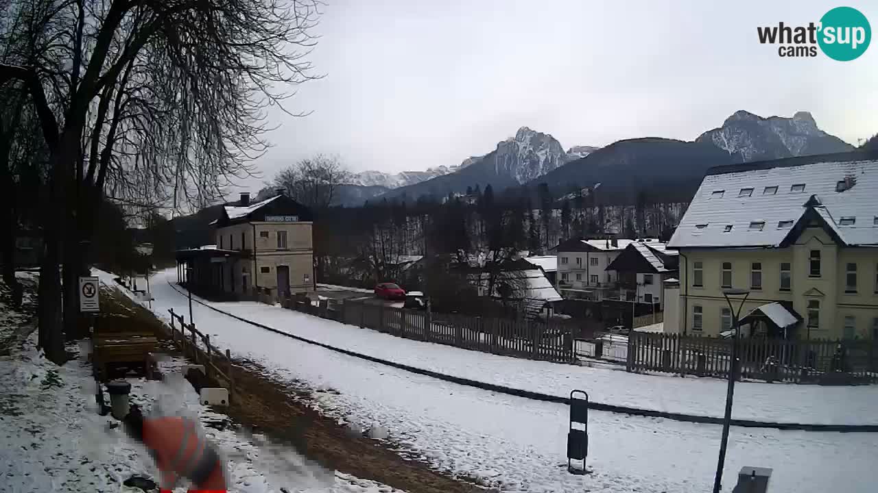 Tarvisio Live webcam – pista ciclabile e il gruppo del Mangart