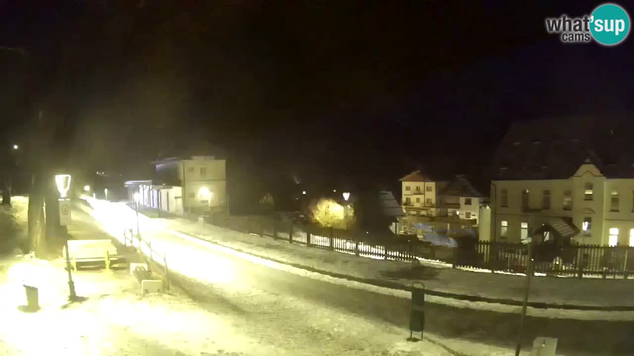 Tarvisio webcam – Bicycle lane and Mangart mountain