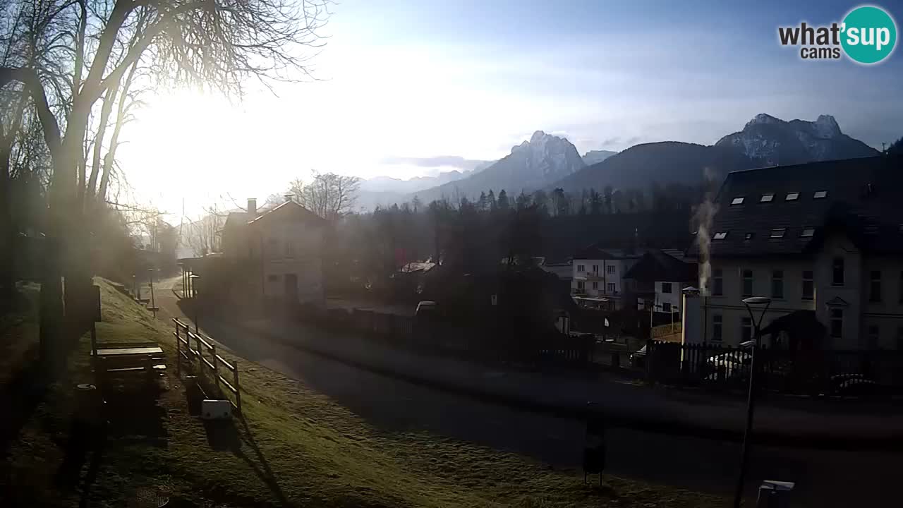 Tarvis webcam – Radweg und Mangart