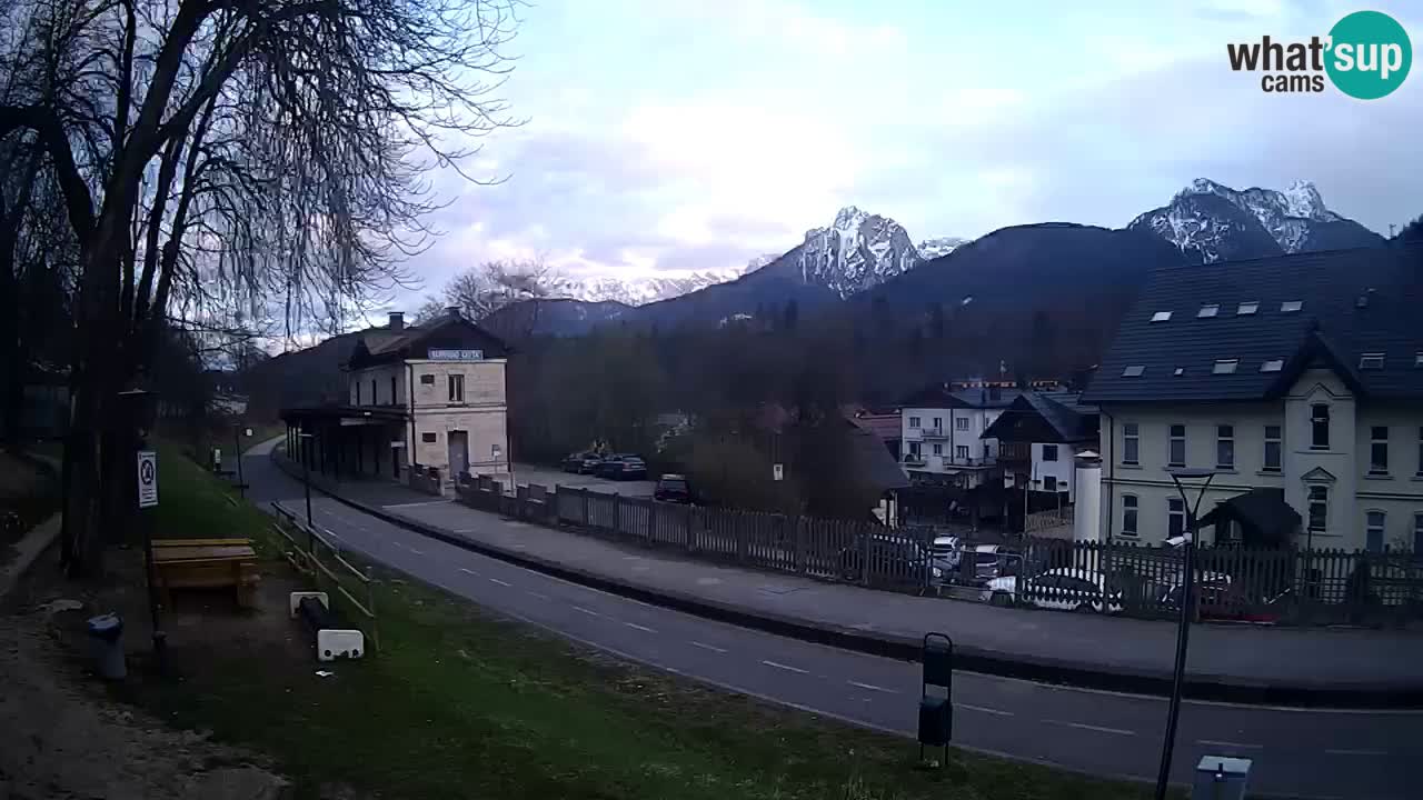 Tarvisio Live webcam – pista ciclabile e il gruppo del Mangart
