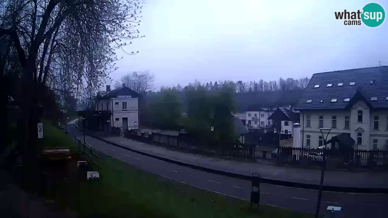 Tarvisio webcam – Bicycle lane and Mangart mountain