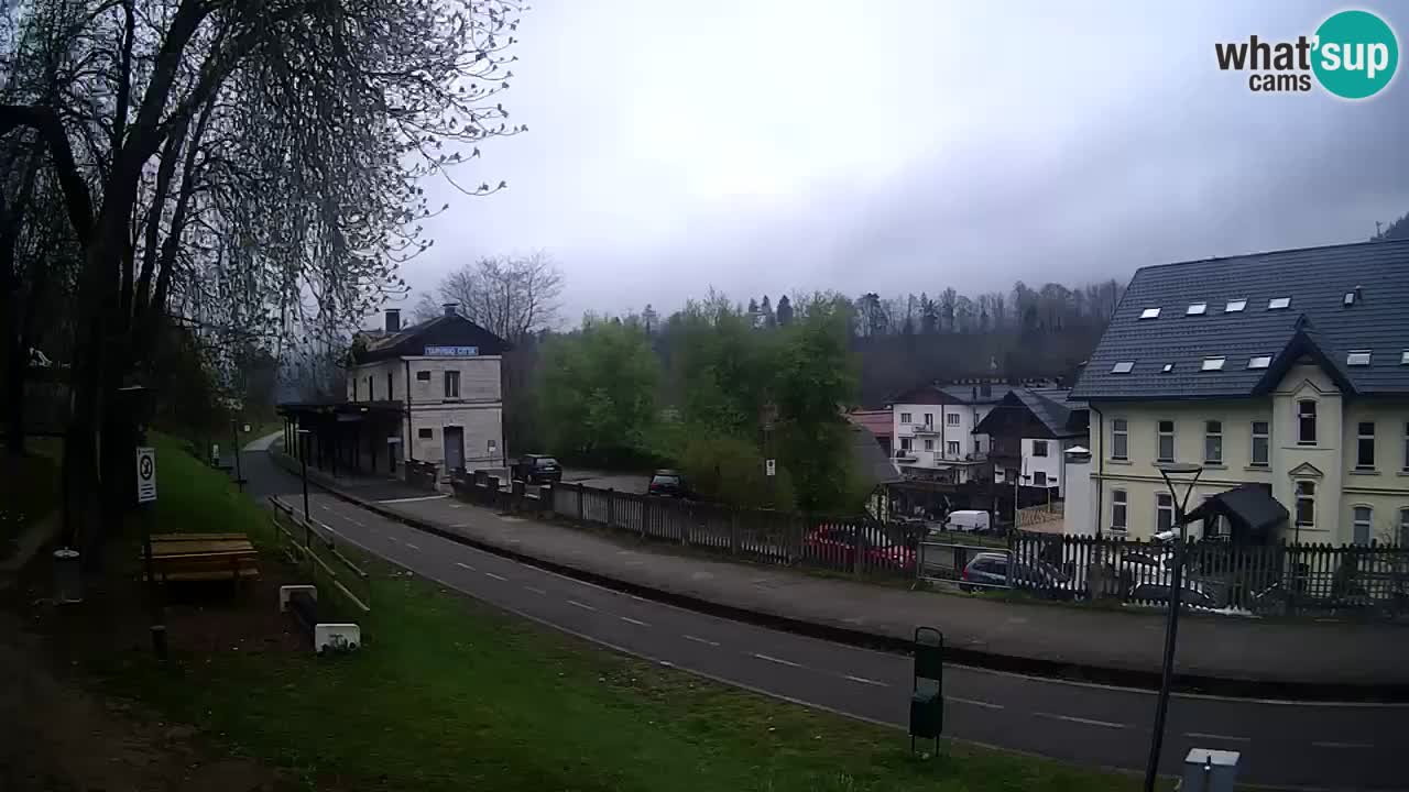 Trbiž kamera v živo – kolesarska pot in Mangart v ozadju