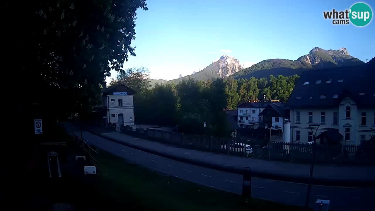 Tarvisio webcam – Bicycle lane and Mangart mountain