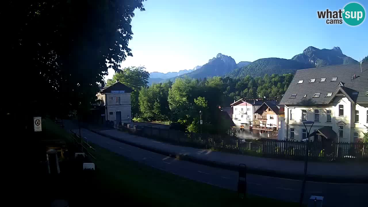 Trbiž kamera v živo – kolesarska pot in Mangart v ozadju