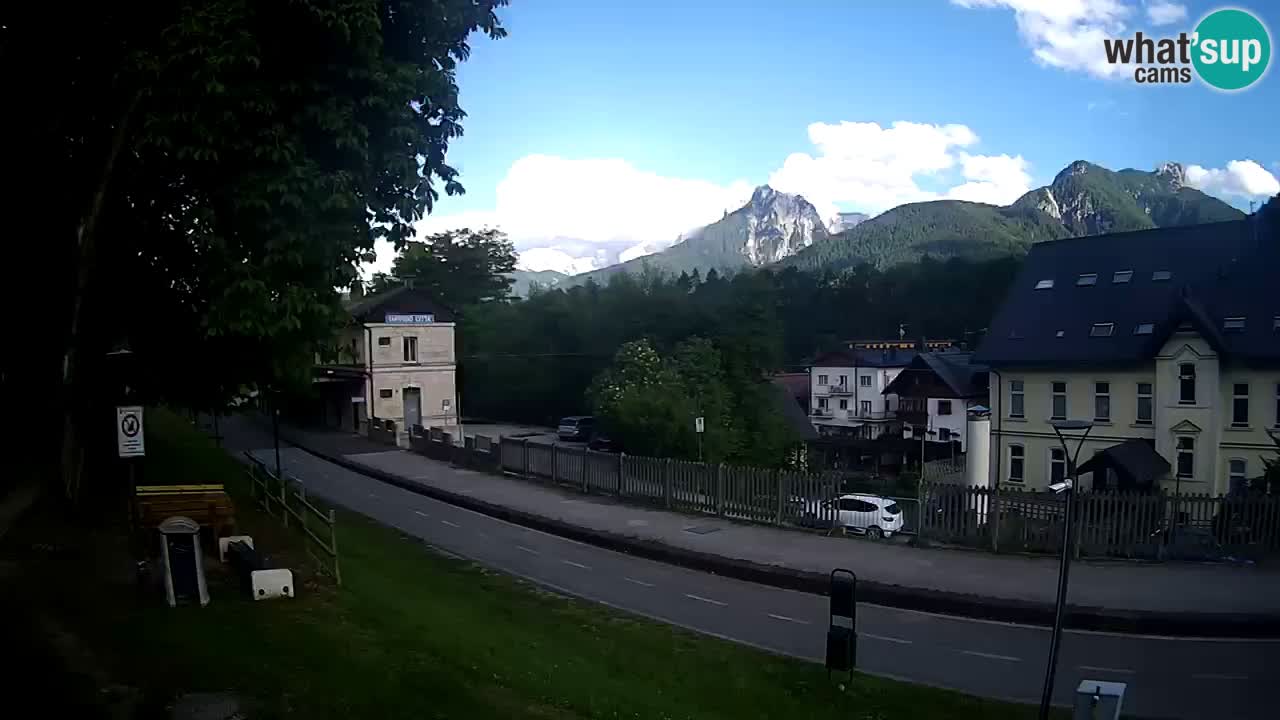 Tarvisio webcam – Bicycle lane and Mangart mountain